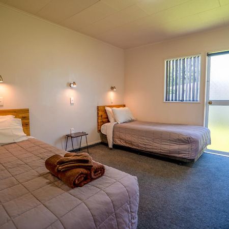 Colonial On Gladstone Motel Gisborne Bagian luar foto