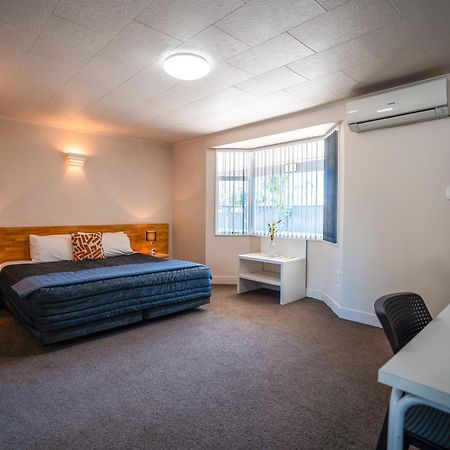 Colonial On Gladstone Motel Gisborne Bagian luar foto