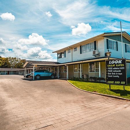 Colonial On Gladstone Motel Gisborne Bagian luar foto