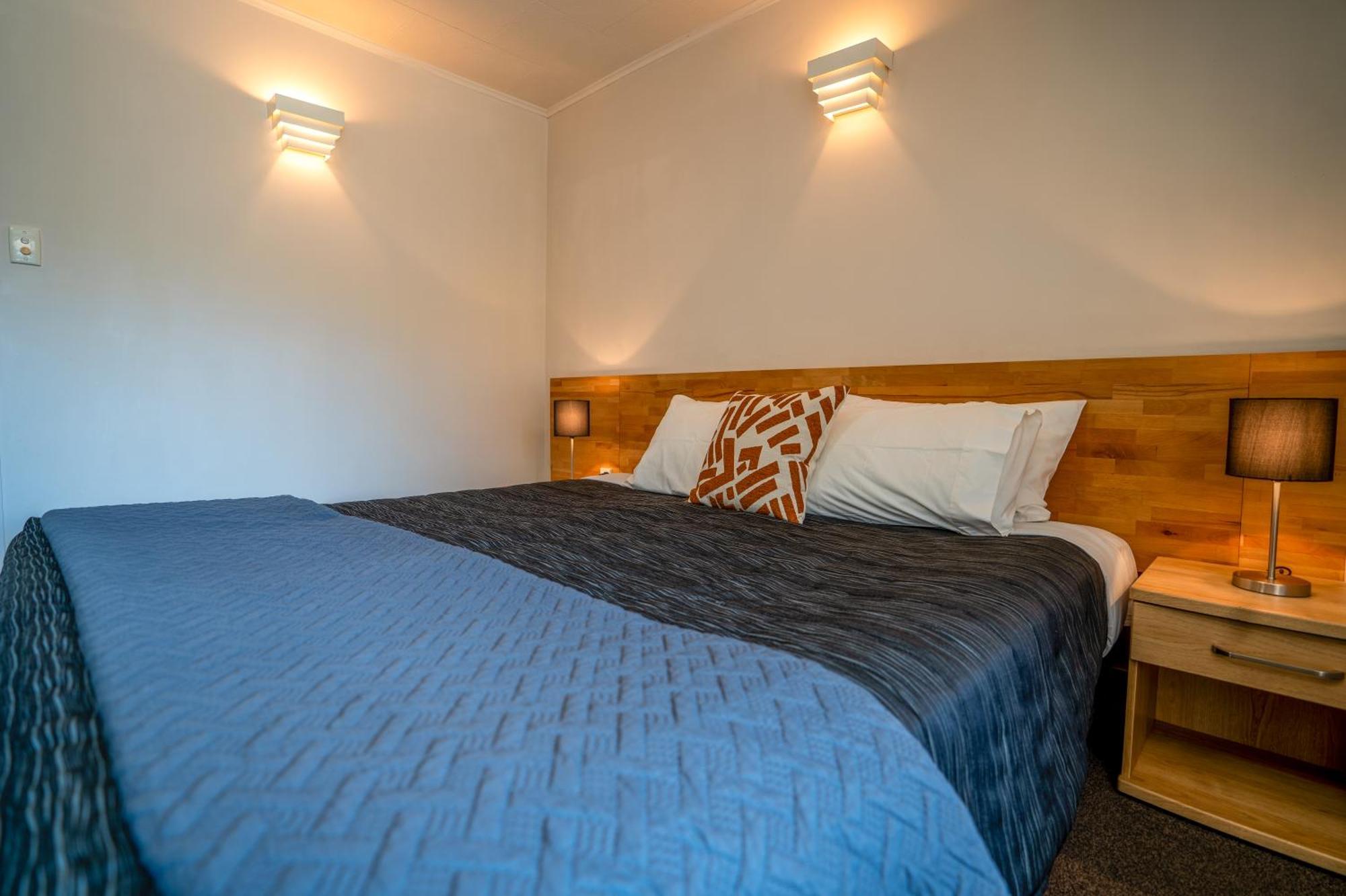 Colonial On Gladstone Motel Gisborne Bagian luar foto