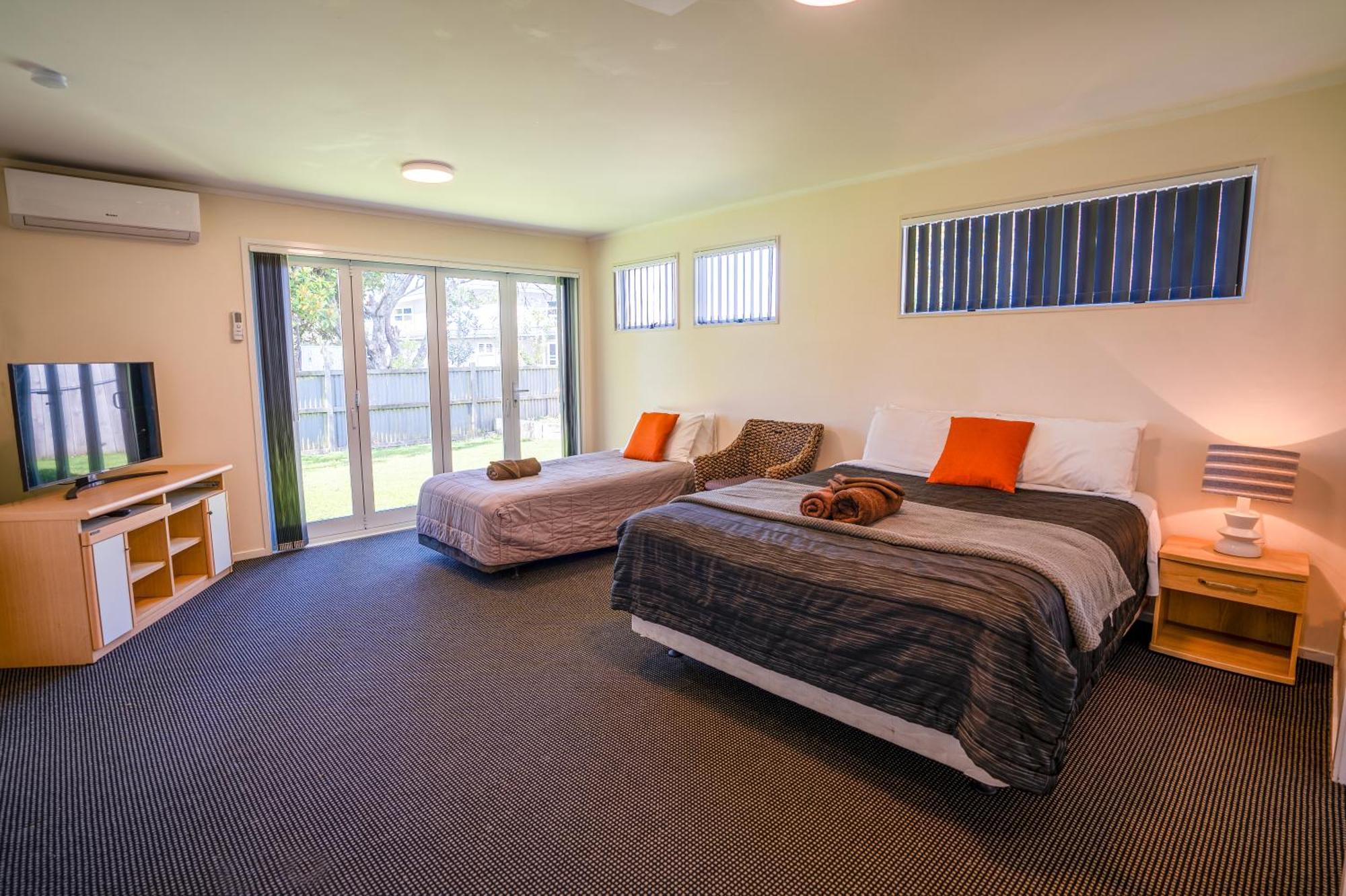 Colonial On Gladstone Motel Gisborne Bagian luar foto